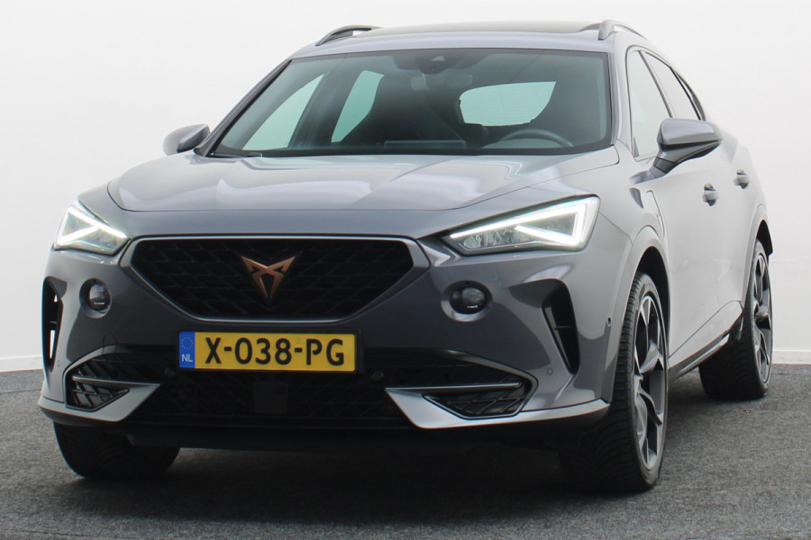 CUPRA Formentor 1.4 e-Hybrid VZ Copper Edition SOH 93,6%, Panoramadak, Camera, Stoel-/Stuurverw., ACC, 19"