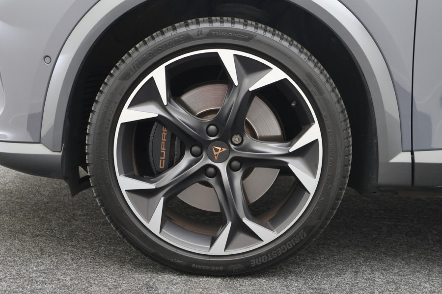 CUPRA Formentor 1.4 e-Hybrid VZ Copper Edition SOH 93,6%, Panoramadak, Camera, Stoel-/Stuurverw., ACC, 19"