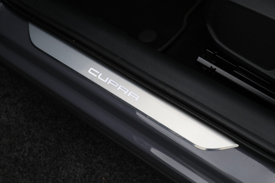 CUPRA Formentor 1.4 e-Hybrid VZ Copper Edition SOH 93,6%, Panoramadak, Camera, Stoel-/Stuurverw., ACC, 19"