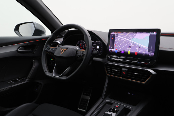 CUPRA Formentor 1.4 e-Hybrid VZ Copper Edition SOH 93,6%, Panoramadak, Camera, Stoel-/Stuurverw., ACC, 19"