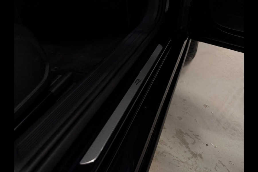Volkswagen Taigo 1.5 TSI R-Line Business | PANO | 3x R-LINE | IQ LIGHTS | BLACK EDITION | CARPLAY