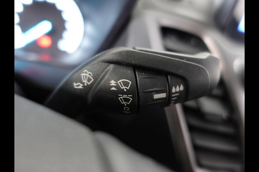 Ford Transit Connect 1.5 EcoBlue L2 Trend Navigatie Airco Parkeersenoren Camera Carplay 3Zits