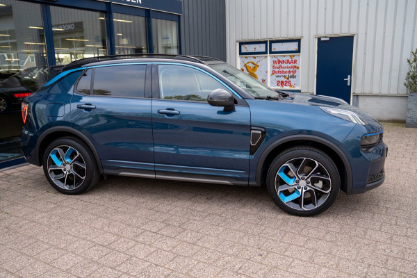 Lynk & Co 01 1.5 |Prijs incl. 12 mnd garantie| PDC Panoramadak LMV Navi Trekhaak Apple carplay/Android auto Camera