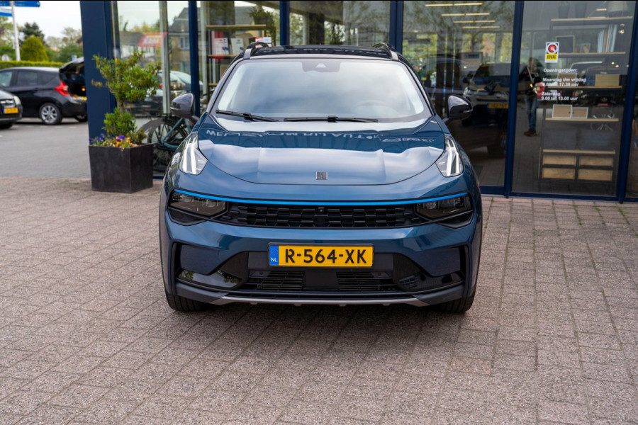 Lynk & Co 01 1.5 |Prijs incl. 12 mnd garantie| PDC Panoramadak LMV Navi Trekhaak Apple carplay/Android auto Camera