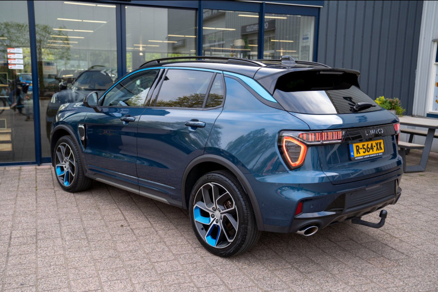 Lynk & Co 01 1.5 |Prijs incl. 12 mnd garantie| PDC Panoramadak LMV Navi Trekhaak Apple carplay/Android auto Camera