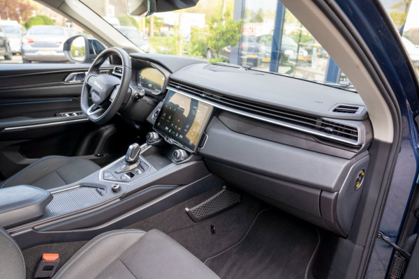 Lynk & Co 01 1.5 |Prijs incl. 12 mnd garantie| PDC Panoramadak LMV Navi Trekhaak Apple carplay/Android auto Camera