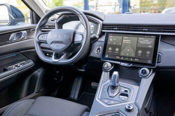 Lynk & Co 01 1.5 |Prijs incl. 12 mnd garantie| PDC Panoramadak LMV Navi Trekhaak Apple carplay/Android auto Camera