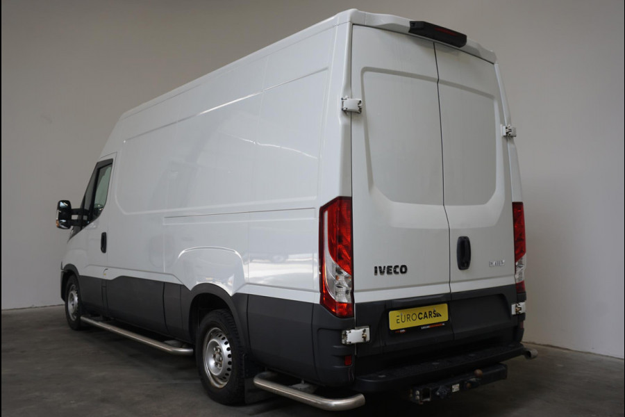 Iveco Daily 35S14 140pk L2H2/L3H2 3500kg Trekhaak Airco Cruise