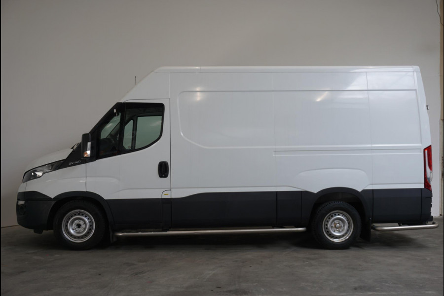 Iveco Daily 35S14 140pk L2H2/L3H2 3500kg Trekhaak Airco Cruise
