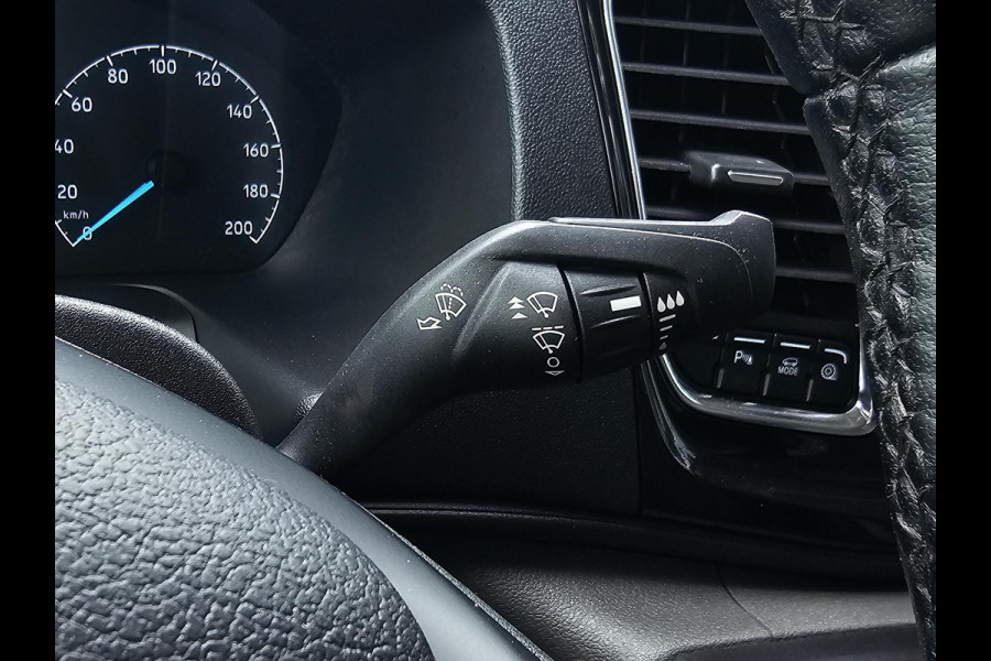 Ford Transit 350 2.0 TDCI L3H2 Limited | SCI | 170 pk automaat | Dubbele wielset | Adaptieve Cruise | Sync 3 Navigatie | Apple Carplay/ Android Auto | Voorruitverwarming