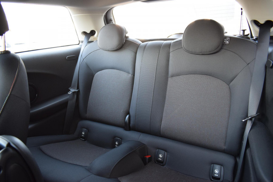 MINI Mini 1.5 Cooper Pepper | Apple CarPlay | H/K | Climate | Cruise