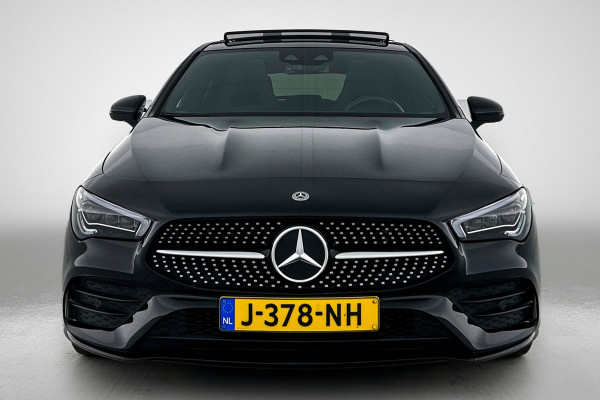 Mercedes-Benz CLA-Klasse Shooting Brake 200 Business Solution AMG(NL-auto, Dealer OndH, Panorama, SfeerV,Camera, StoelV, Etc)