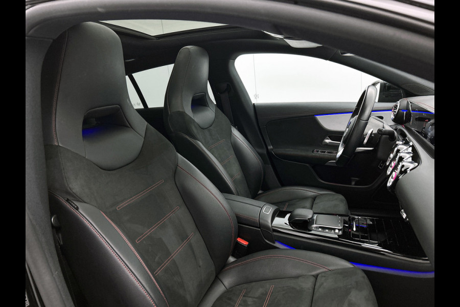 Mercedes-Benz CLA-Klasse Shooting Brake 200 Business Solution AMG(NL-auto, Dealer OndH, Panorama, SfeerV,Camera, StoelV, Etc)
