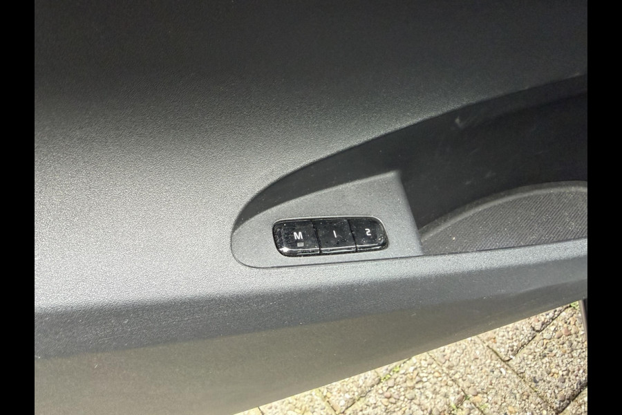 Polestar 2 Long Range Dual Motor Launch Edition 78kWh ACCU 91% . DEALER ONDERHOUDEN . STOELVERWARMING VOOR EN ACHTER  .