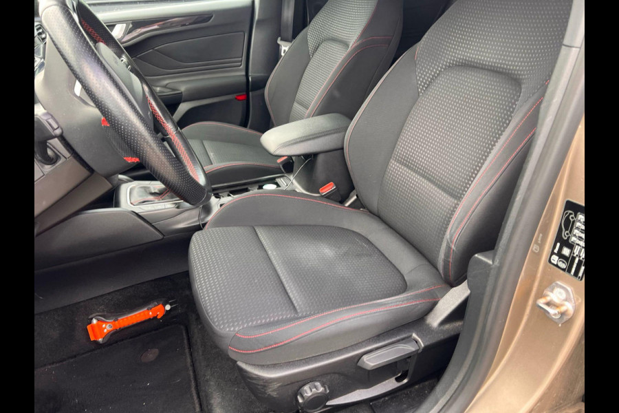 Ford Focus 1.0 EcoBoost ST Line Business 125pk | Head up display | B&O Play | SYNC 3 Navigatie | Cruise Controle