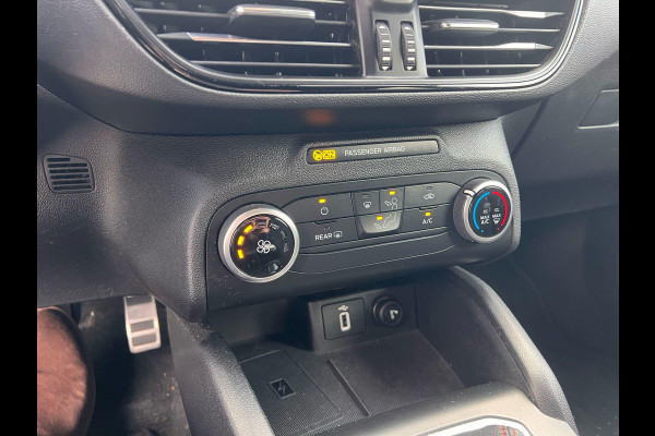 Ford Focus 1.0 EcoBoost ST Line Business 125pk | Head up display | B&O Play | SYNC 3 Navigatie | Cruise Controle