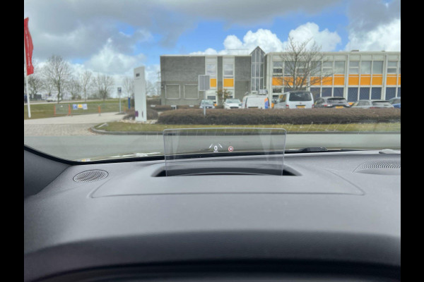 Ford Focus 1.0 EcoBoost ST Line Business 125pk | Head up display | B&O Play | SYNC 3 Navigatie | Cruise Controle