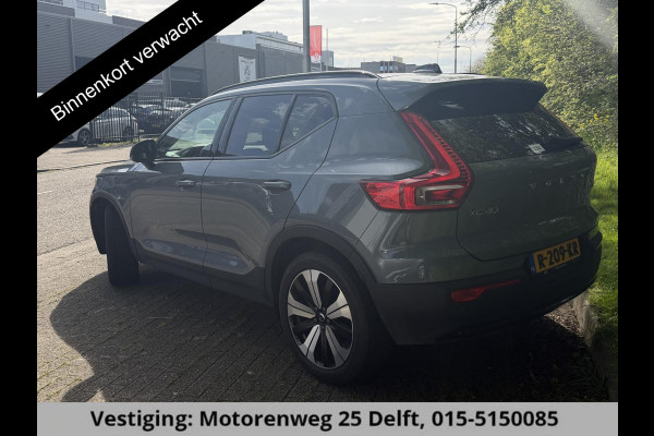 Volvo XC40 1.5 T5 Plug-in hybrid Plus Dark . ACCU 90% . TREKHAAK . DODE HOEKDETECTIE . HARMAN KARDON . STUUR & STOELVERWARMING .