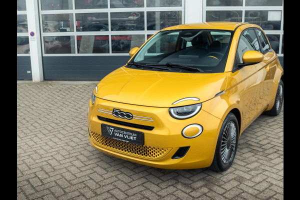 Fiat 500 Hybrid Torino Launch Edition | Clima | Carplay | PDC | Priv Glass | Sun of Italy