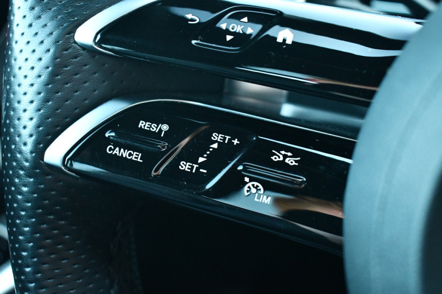 Mercedes-Benz GLC 400e 4M AMG Pano Luchtv-4WS Trekh ACC HUD 360 Burmester Night