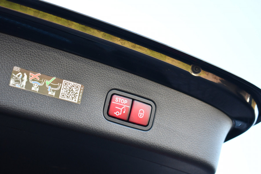 Mercedes-Benz GLC 400e 4M AMG Pano Luchtv-4WS Trekh ACC HUD 360 Burmester Night