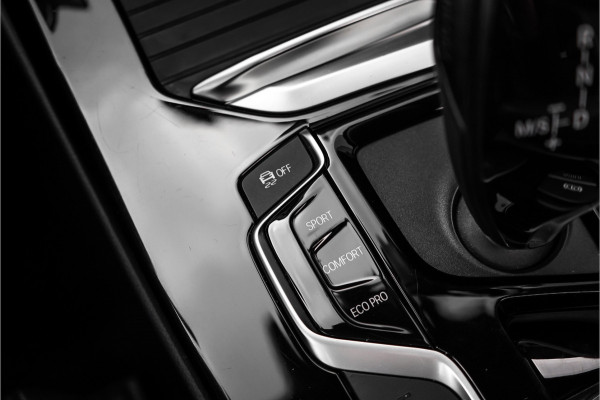 BMW X3 M40i xDrive High Executive Pano ACC HUD Trekhaak