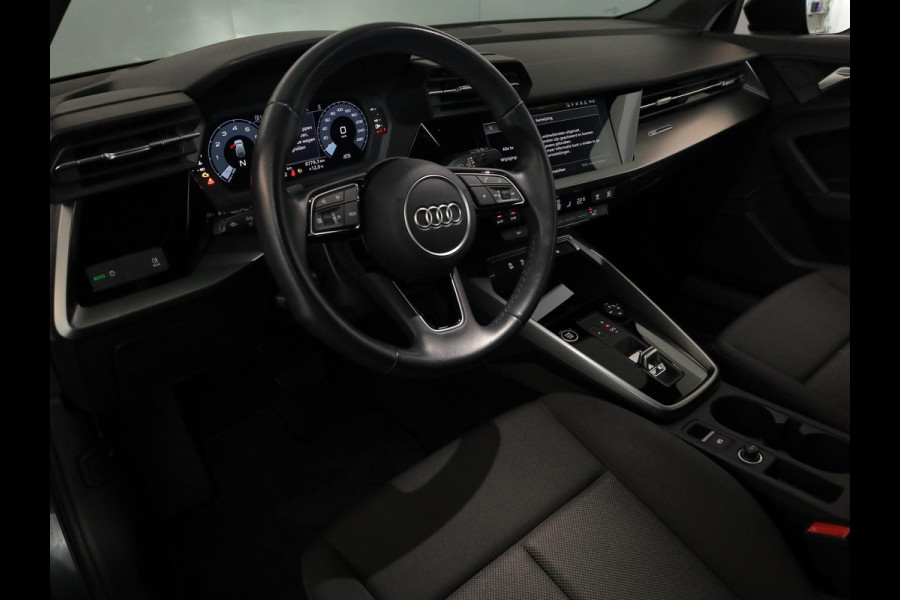 Audi A3 Sportback 30 TFSI Pro Line | Led | Climate Control | Apple carplay & Android Auto | Parkeer sensoren |