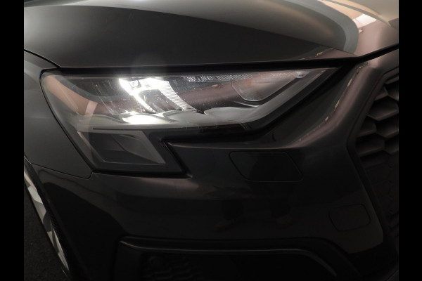 Audi A3 Sportback 30 TFSI Pro Line | Led | Climate Control | Apple carplay & Android Auto | Parkeer sensoren |