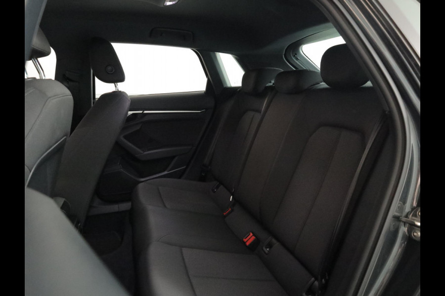 Audi A3 Sportback 30 TFSI Pro Line | Led | Climate Control | Apple carplay & Android Auto | Parkeer sensoren |