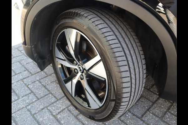 Volvo XC40 Recharge P8 AWD R-Design SOH 88,1% / Stoel-stuurverw. / Camera NL Auto / BTW Auto