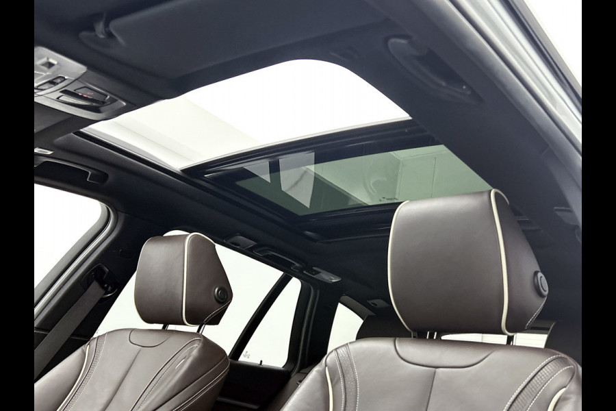 BMW 3 Serie Touring 330i High Executive M-sport( NL-auto, Dealer onderH, Panorama, LederdashB, Camera, Head-up, Navi Prof,, Etc)