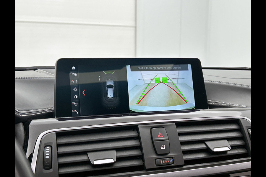 BMW 3 Serie Touring 330i High Executive M-sport( NL-auto, Dealer onderH, Panorama, LederdashB, Camera, Head-up, Navi Prof,, Etc)