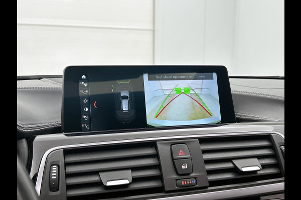 BMW 3 Serie Touring 330i High Executive M-sport( NL-auto, Dealer onderH, Panorama, LederdashB, Camera, Head-up, Navi Prof,, Etc)
