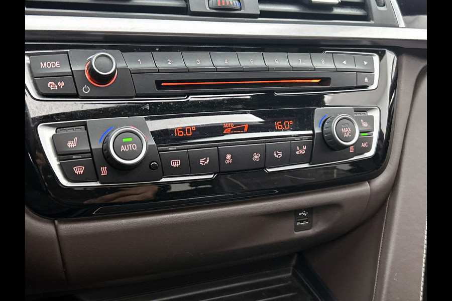 BMW 3 Serie Touring 330i High Executive M-sport( NL-auto, Dealer onderH, Panorama, LederdashB, Camera, Head-up, Navi Prof,, Etc)