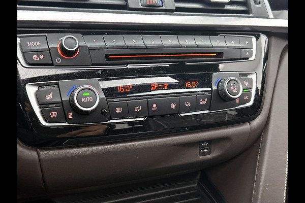 BMW 3 Serie Touring 330i High Executive M-sport( NL-auto, Dealer onderH, Panorama, LederdashB, Camera, Head-up, Navi Prof,, Etc)
