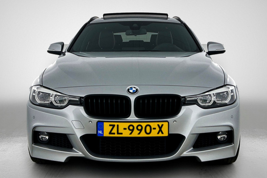 BMW 3 Serie Touring 330i High Executive M-sport( NL-auto, Dealer onderH, Panorama, LederdashB, Camera, Head-up, Navi Prof,, Etc)