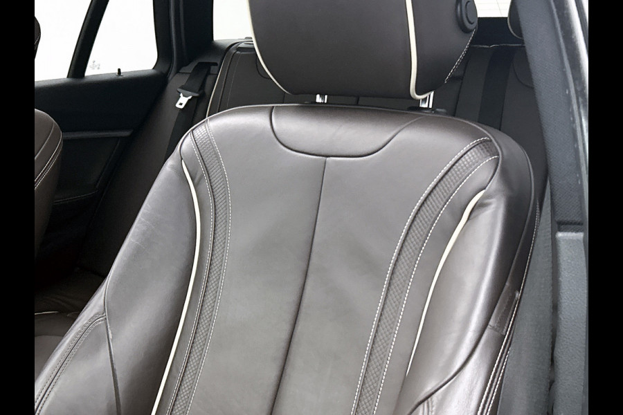 BMW 3 Serie Touring 330i High Executive M-sport( NL-auto, Dealer onderH, Panorama, LederdashB, Camera, Head-up, Navi Prof,, Etc)