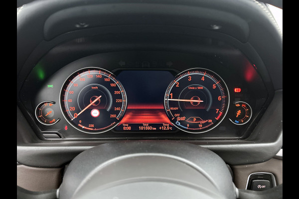 BMW 3 Serie Touring 330i High Executive M-sport( NL-auto, Dealer onderH, Panorama, LederdashB, Camera, Head-up, Navi Prof,, Etc)