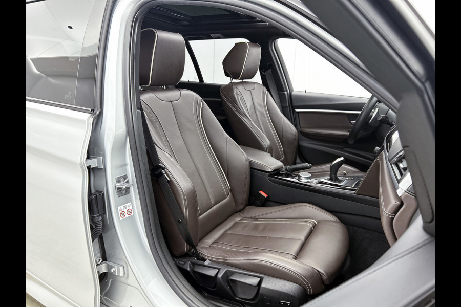 BMW 3 Serie Touring 330i High Executive M-sport( NL-auto, Dealer onderH, Panorama, LederdashB, Camera, Head-up, Navi Prof,, Etc)