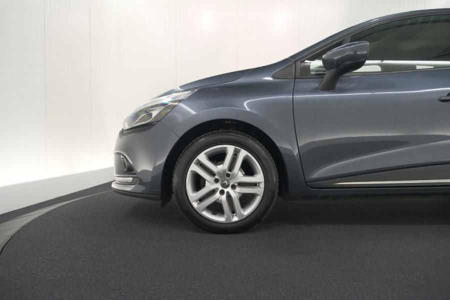 Renault Clio TCe 90 Zen | Navigatie | Parkeersensoren | Climate Control