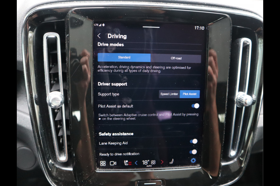 Volvo C40 Recharge Twin Intro Edition 78 kWh SOH 90.6% Navi / Trekh / Pano / 360Camera / Carplay / Stuur-Stoelverw / Harman/Kardon BTW AUTO /