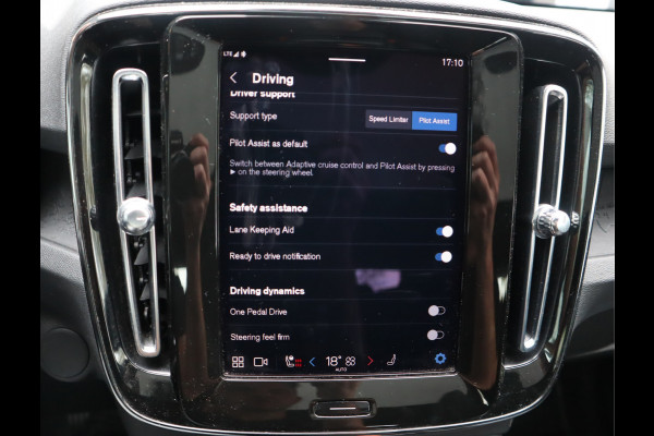 Volvo C40 Recharge Twin Intro Edition 78 kWh SOH 90.6% Navi / Trekh / Pano / 360Camera / Carplay / Stuur-Stoelverw / Harman/Kardon BTW AUTO /