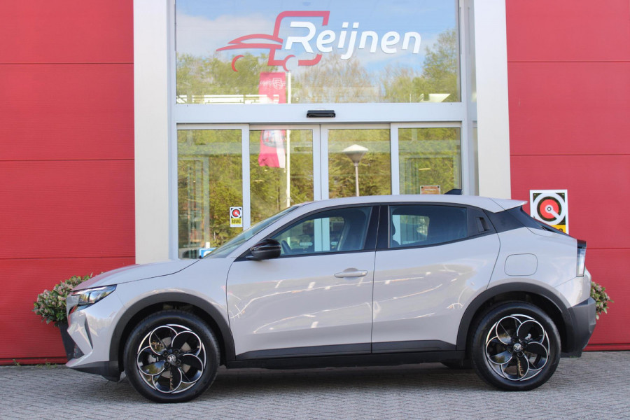 Alfa Romeo junior 156PK Elettrica 54 kWh | DRAADLOZE APPLE CARPLAY/ANDROID AUTO | PARKEERSENSOREN ACHTER |  CLIMATE CONTROL | VERKEERSBORDEN HERKENNING | ADAPTIVE CRUISE CONTROL | KEYLESS START | LICHTMETALEN VELGEN | LED KOPLAMPEN | LED ACHTERLICHTEN | SCUDETTO "LEGGENDA" |