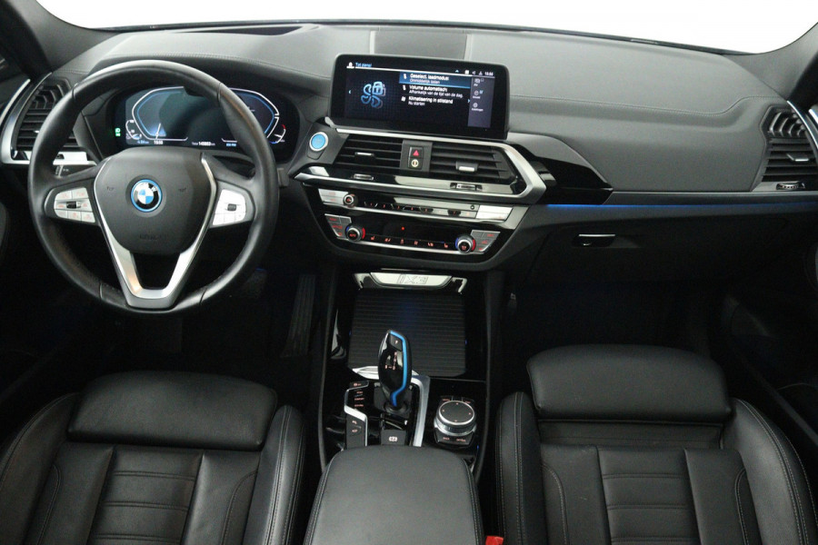 BMW iX3 High Executive 80 kWh M-pakket (1e eigenaar, NL-auto, Dealer OnderH, Panoramadak, Navi Pro, Leder, StoelV, Etc)