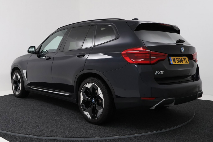 BMW iX3 High Executive 80 kWh M-pakket (1e eigenaar, NL-auto, Dealer OnderH, Panoramadak, Navi Pro, Leder, StoelV, Etc)