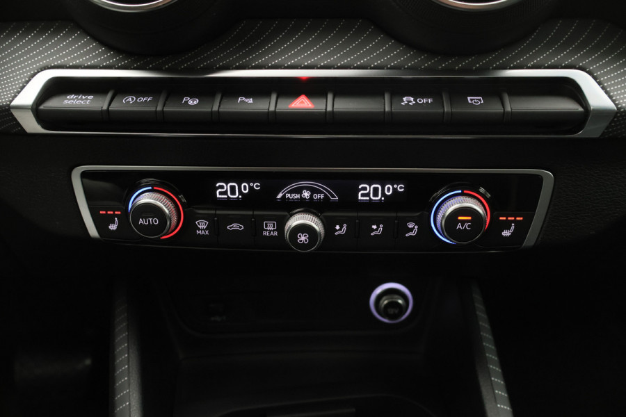 Audi Q2 2.0 TFSI quattro Sport Edition #1 Panoramadak, Leer, B&O, Head-Up, ACC, Trekhaak, 19"