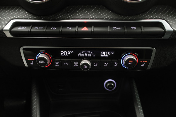 Audi Q2 2.0 TFSI quattro Sport Edition #1 Panoramadak, Leer, B&O, Head-Up, ACC, Trekhaak, 19"