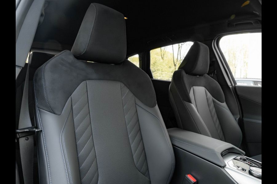 BMW X3 30e xDrive M-Sport - Trekhaak - ACC - 360° Camera - Harman Kardon
