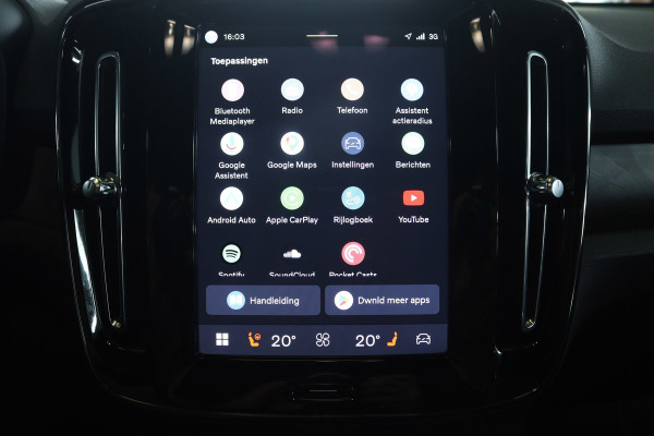 Volvo XC40 Recharge Plus 70 kWh (1e Eig, NL-auto, Dealer OndH, Carplay/ Andrioid, Trekhaak, Camera, Stoel/Stuur VerW, Etc)