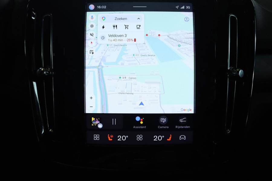 Volvo XC40 Recharge Plus 70 kWh (1e Eig, NL-auto, Dealer OndH, Carplay/ Andrioid, Trekhaak, Camera, Stoel/Stuur VerW, Etc)